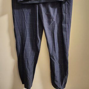 Athleta Brooklyn Textured Ankle Pant - Size 2